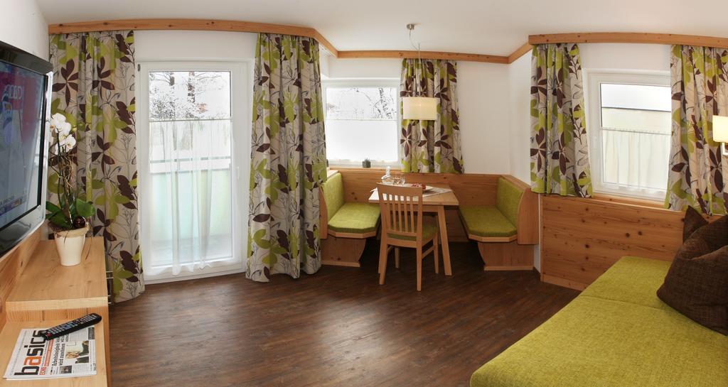 Appartements Alpenkristall Zell am Ziller Luaran gambar
